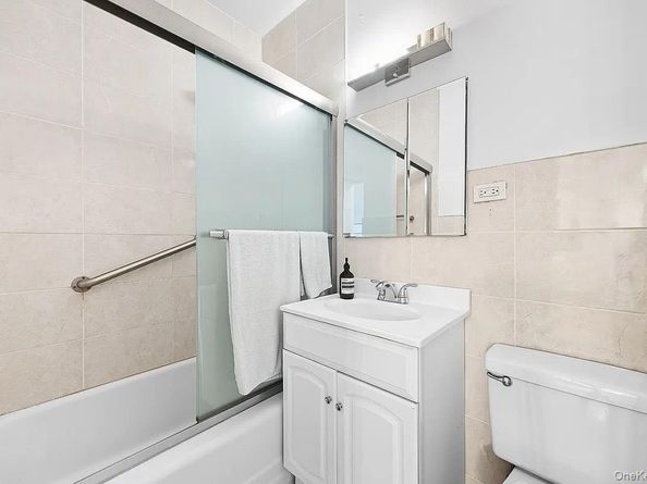 305 East 40th Street #14O E 40th Street 14O, New York (Manhattan) NY 10016