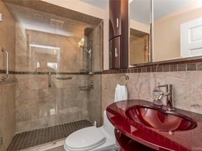 1 Bay Club Drive 4R, Bayside NY 11360