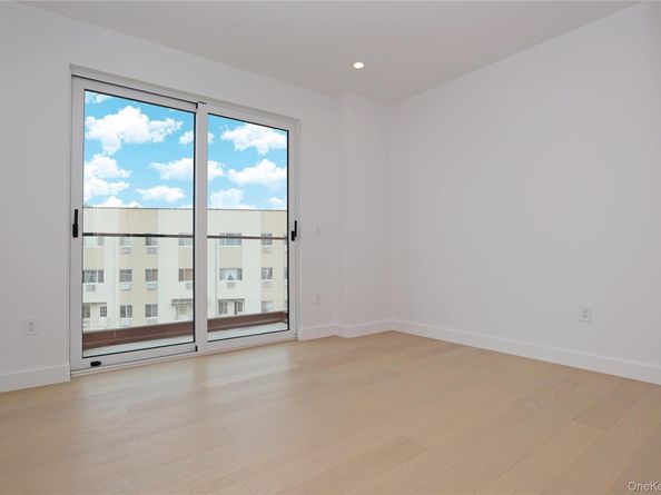 15002 Northern Bloulevard 4G, Flushing NY 11354