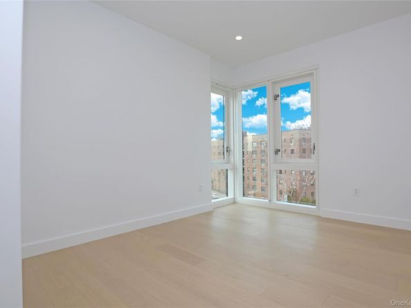 15002 Northern Bloulevard 4G, Flushing NY 11354