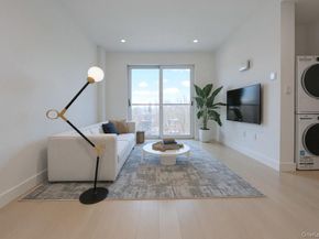 15002 Northern Bloulevard 4G, Flushing NY 11354