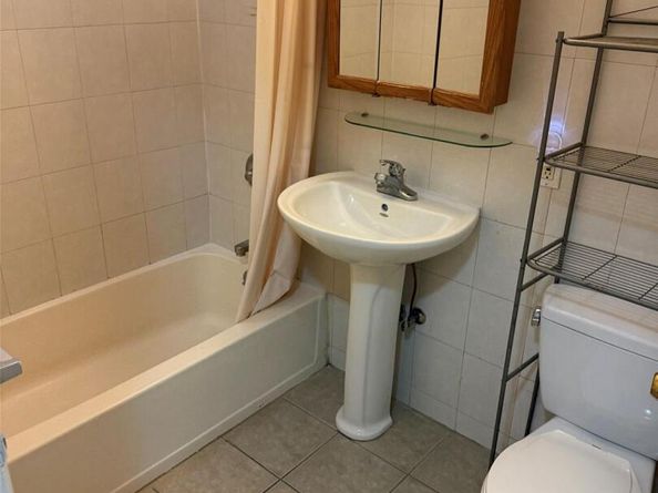 42-11 Parsons Boulevard 4B, Flushing NY 11355