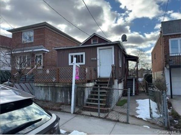 124-12 7th Avenue, College Point NY 11356