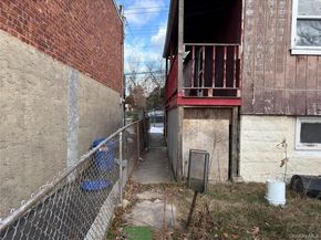 124-12 7th Avenue, College Point NY 11356