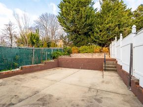 989 Sackett Avenue, Bronx NY 10462