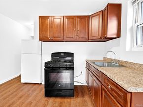 989 Sackett Avenue, Bronx NY 10462