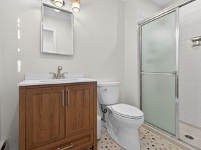 4 Penn Court, Dix Hills NY 11746