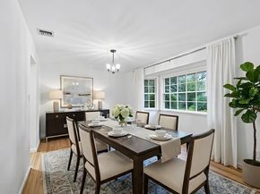 4 Penn Court, Dix Hills NY 11746