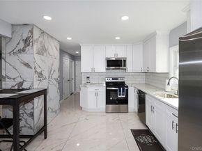 17 Windmill Lane, Levittown NY 11756