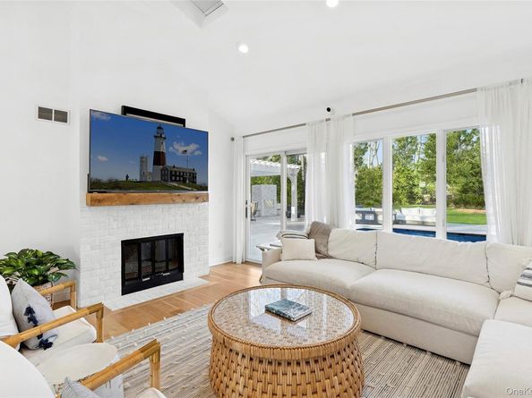 47 Bridle Path, Remsenburg NY 11960