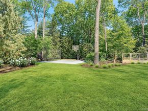 47 Bridle Path, Remsenburg NY 11960