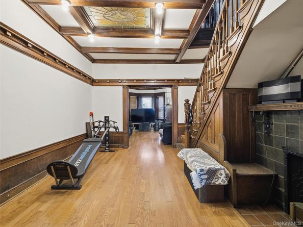 372 Parkside Avenue, Brooklyn NY 11226