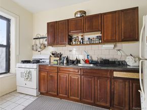 372 Parkside Avenue, Brooklyn NY 11226