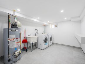 77-10 162nd Street, Flushing NY 11366