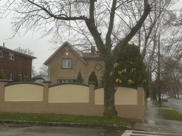 1001 157th Street, Beechhurst NY 11357