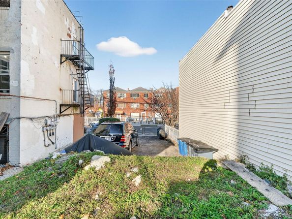 780 Bartholdi Street, Bronx NY 10467