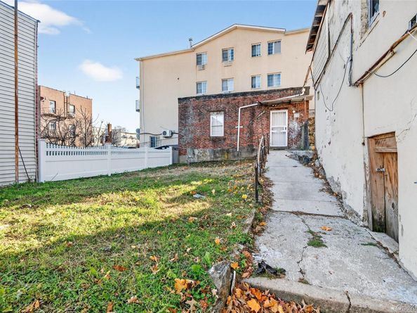 780 Bartholdi Street, Bronx NY 10467