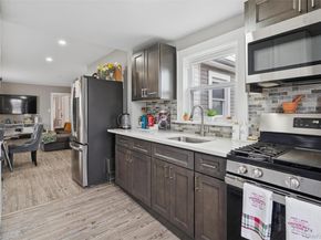 2861 Tilrose Avenue, Oceanside NY 11572