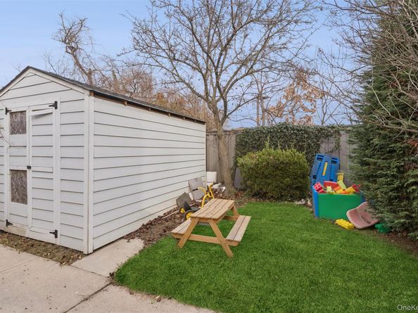 2861 Tilrose Avenue, Oceanside NY 11572