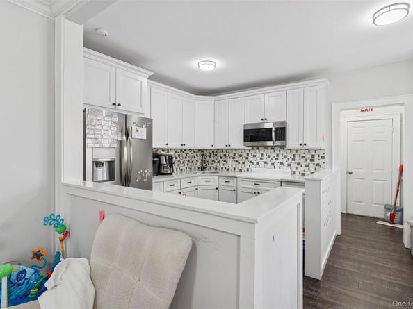 2861 Tilrose Avenue, Oceanside NY 11572