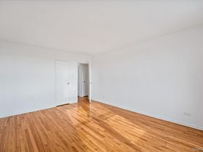 3425 150th Pl 4D, Flushing NY 11354