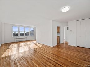 3425 150th Pl 4D, Flushing NY 11354