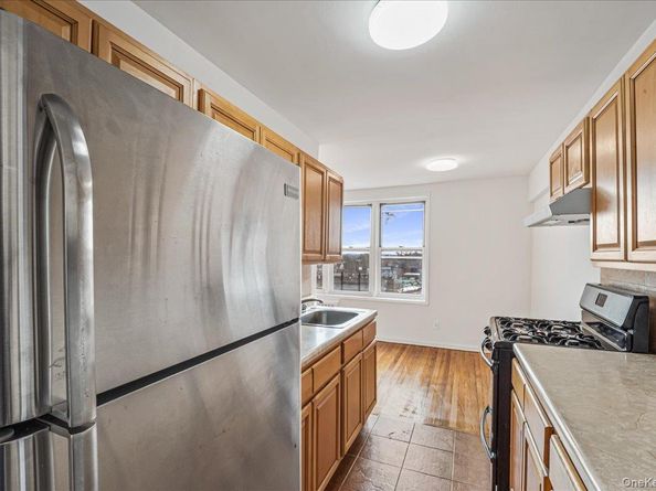 3425 150th Pl 4D, Flushing NY 11354