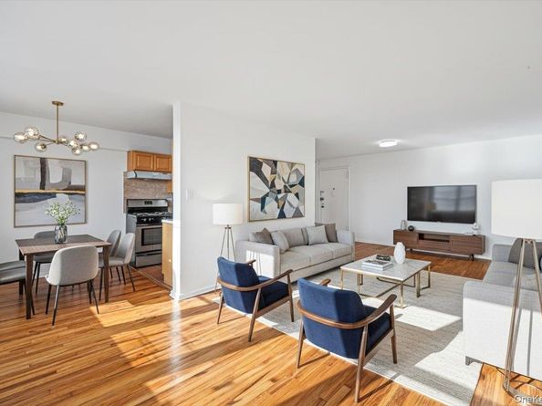 3425 150th Pl 4D, Flushing NY 11354