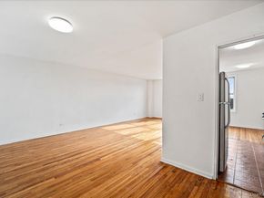 3425 150th Pl 4D, Flushing NY 11354