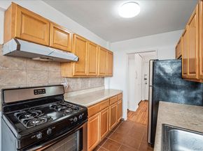 3425 150th Pl 4D, Flushing NY 11354