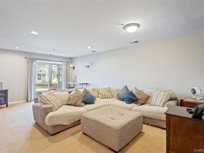 138 Brattle Circle, Melville NY 11747