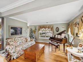 80 Fairview Avenue, Islip Terrace NY 11752