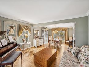 80 Fairview Avenue, Islip Terrace NY 11752