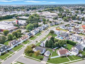 10 Layton Avenue, Hicksville NY 11801