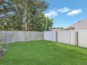 10 Layton Avenue, Hicksville NY 11801