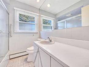 10 Layton Avenue, Hicksville NY 11801