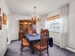 30 Glacier Drive, Smithtown NY 11787