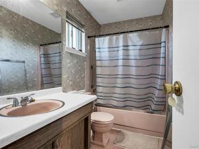 30 Glacier Drive, Smithtown NY 11787