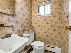 30 Glacier Drive, Smithtown NY 11787