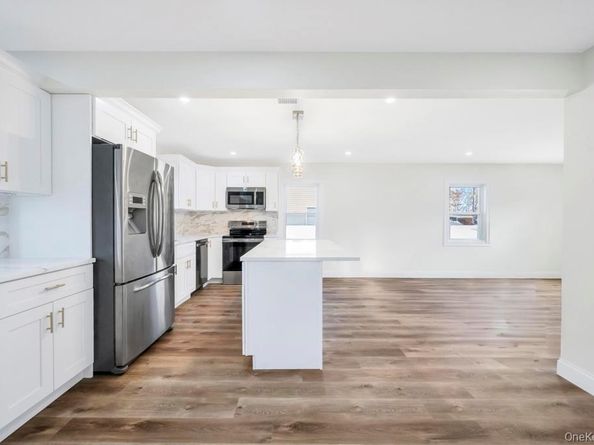 110 Monroe Avenue, Patchogue NY 11772