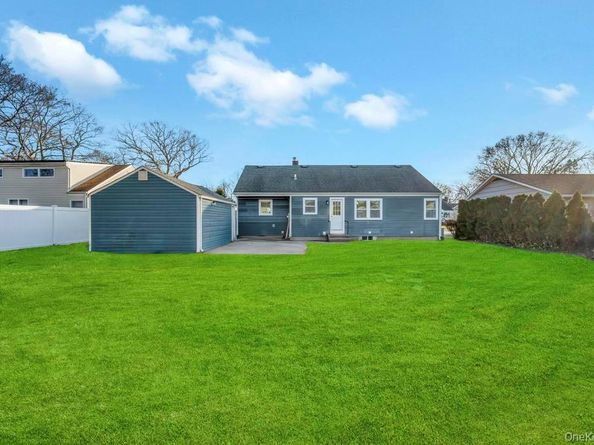 110 Monroe Avenue, Patchogue NY 11772