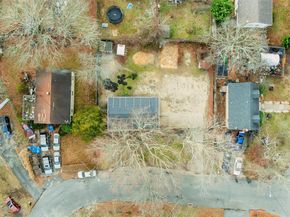 6 Sportsman Court, Shirley NY 11967