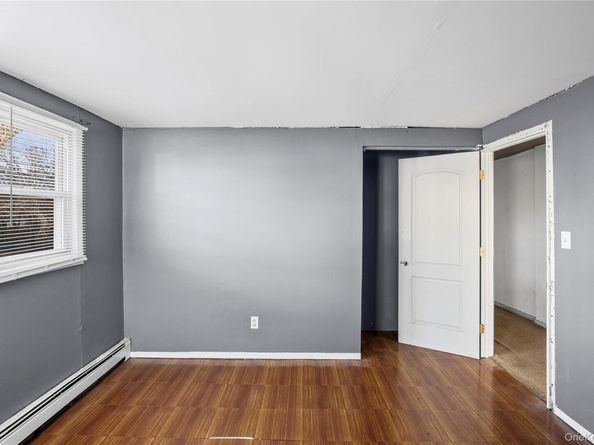 6 Sportsman Court, Shirley NY 11967