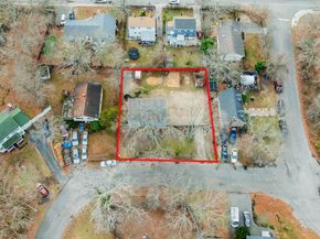 6 Sportsman Court, Shirley NY 11967