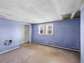 6 Sportsman Court, Shirley NY 11967