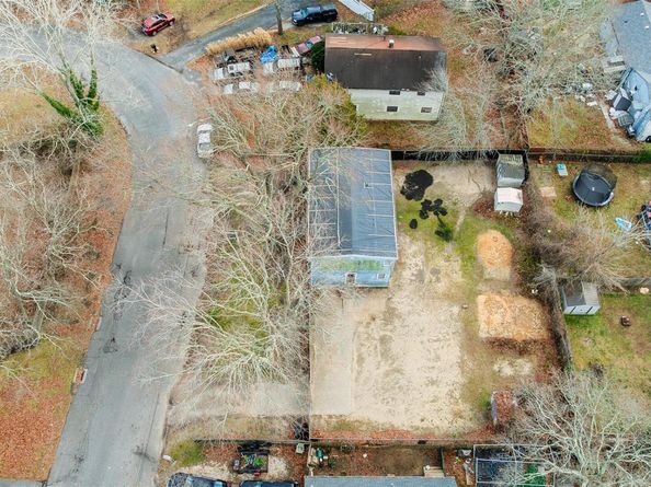 6 Sportsman Court, Shirley NY 11967