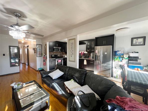 21974 64th Avenue 239, Oakland Gardens NY 11364