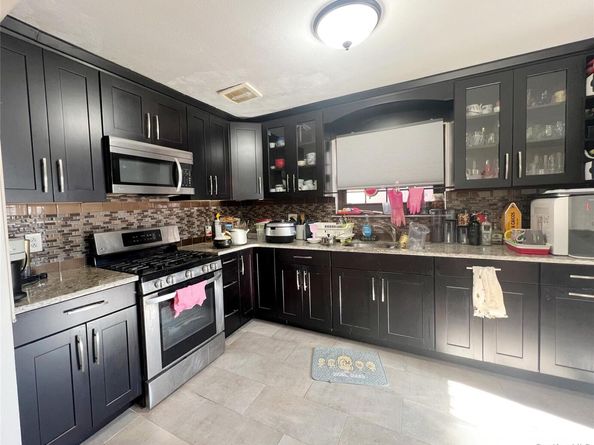 21974 64th Avenue 239, Oakland Gardens NY 11364