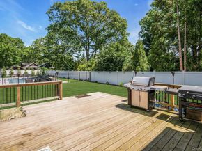 3 Moor Lane, Patchogue NY 11772