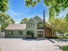 3 Moor Lane, Patchogue NY 11772